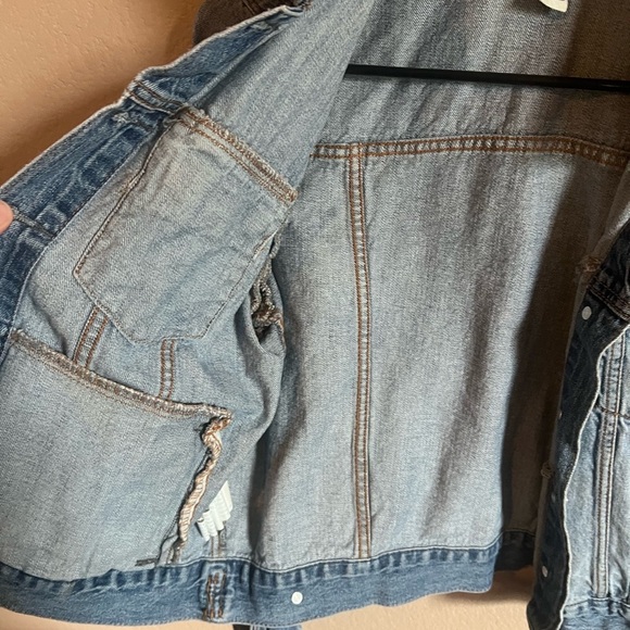 Forever 21 Light Blue Denim Jacket - Picture 3 of 4